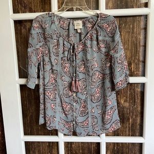 ✨Knox Rose Sheer Boho Blue Floral Top size Small